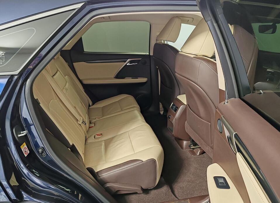 Lexus RX 200t 2.0 AT (238 л.с.) 4WD