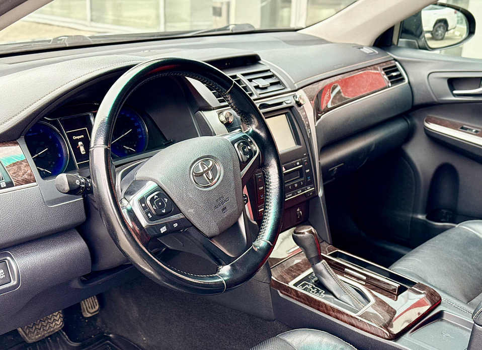 Toyota Camry, VII (XV50) Рестайлинг 2 2.5 AT (181 л.с.)