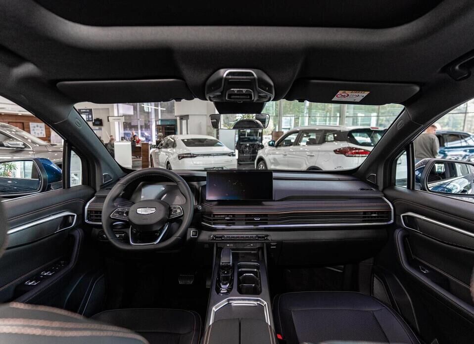 Geely Okavango 2.0 AMT (200 л.с.)