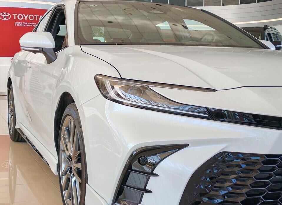 Toyota Camry, IX (XV80) China Market 2.0hyb CVT (197 л.с.)