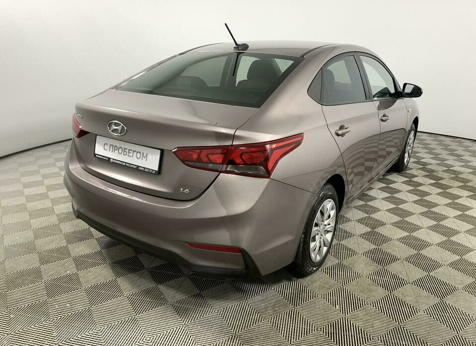 Hyundai Solaris 1.6 MT (123 л.с.)