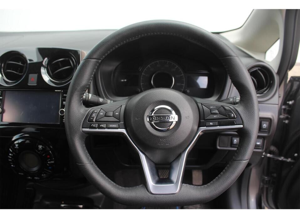 Nissan Note 1.2 CVT (98 л.с.)