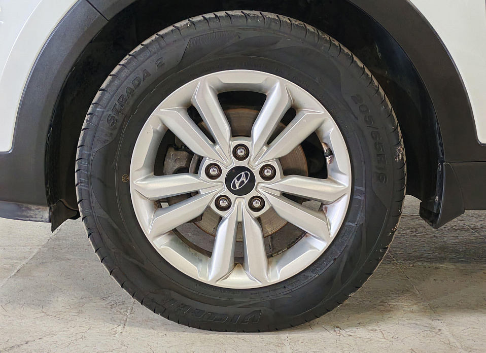 Hyundai Creta, I 1.6 AT (123 л.с.)