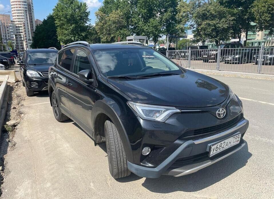 Toyota RAV4 2.5 AT (180 л.с.) 4WD