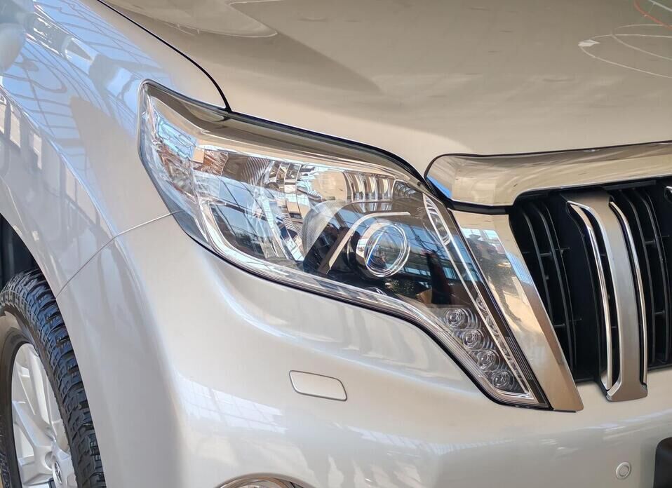 Toyota Land Cruiser Prado, 150 Series Рестайлинг 1 3.0d AT (173 л.с.) 4WD