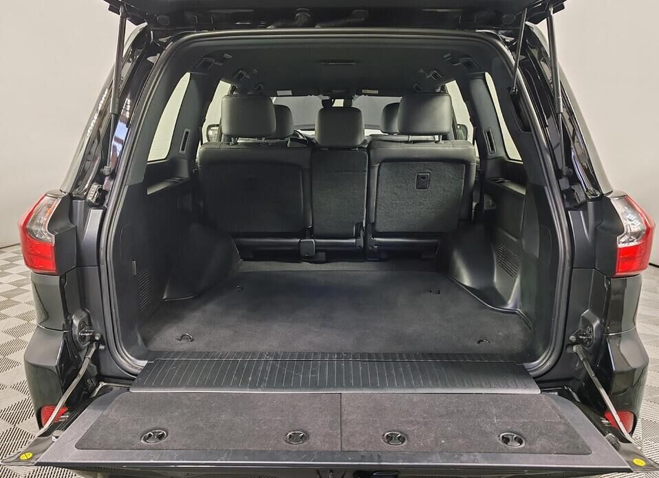 Lexus LX, III Рестайлинг 2 450d 4.5d AT (272 л.с.) 4WD