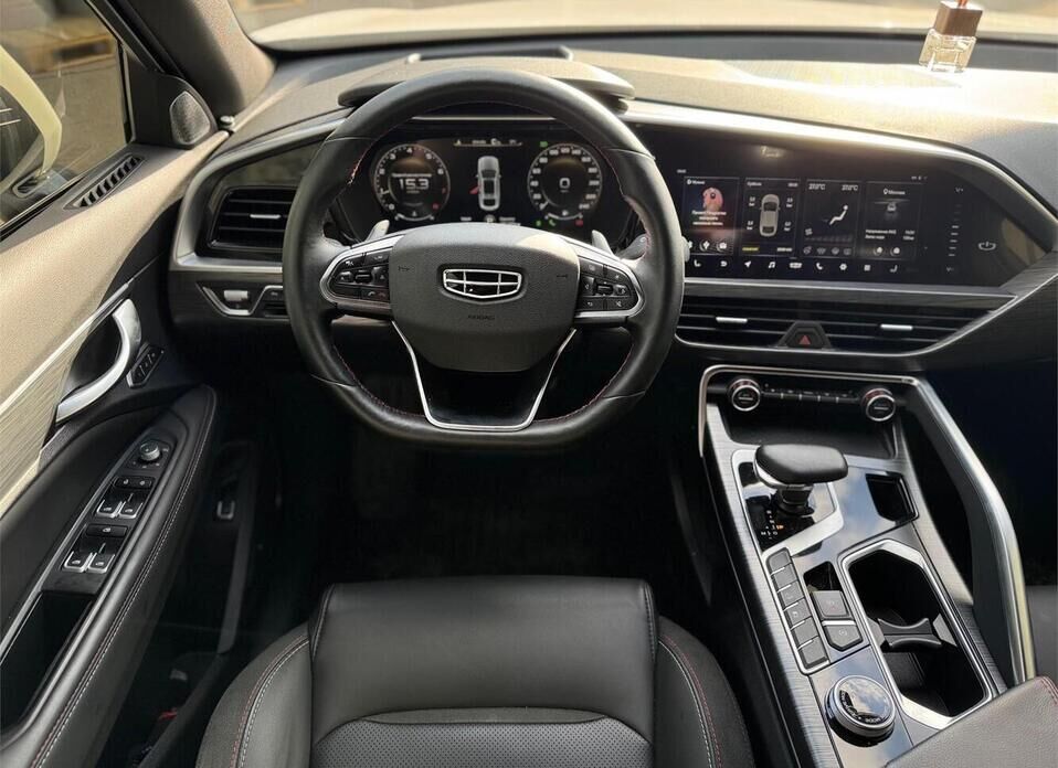 Geely Tugella, I Рестайлинг 2.0 AT (238 л.с.) 4WD