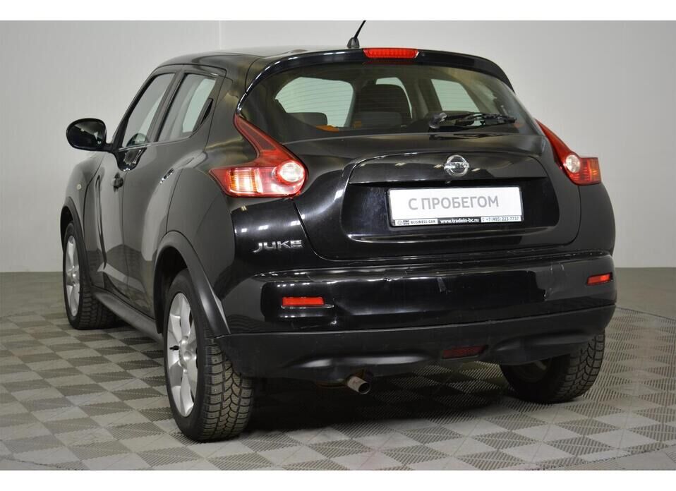 Nissan Juke 1.6 CVT (117 л.с.)