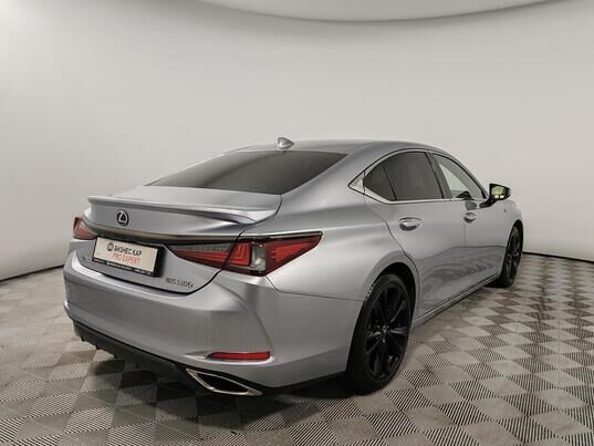 Lexus ES, 2021&nbsp;г., 70&nbsp;321&nbsp;км