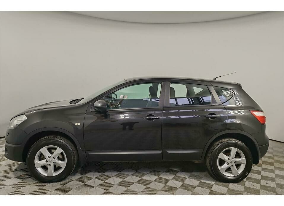 Nissan Qashqai 2.0 MT (141 л.с.) 4WD