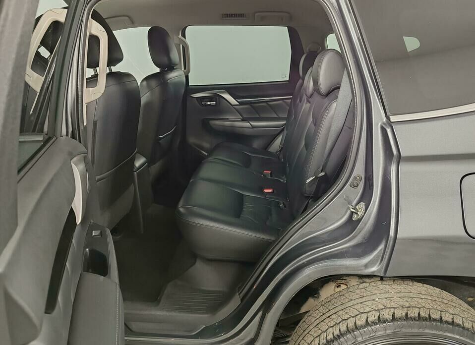 Mitsubishi Pajero Sport 2.4d AT (181 л.с.) 4WD