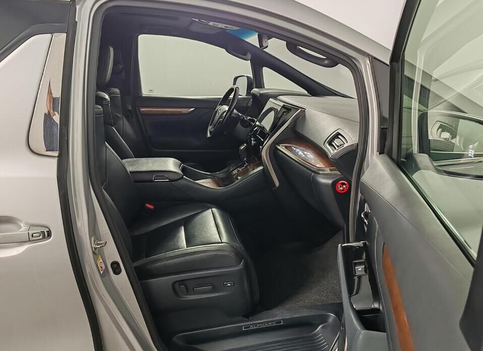 Toyota Alphard, III 3.5 AT (275 л.с.)