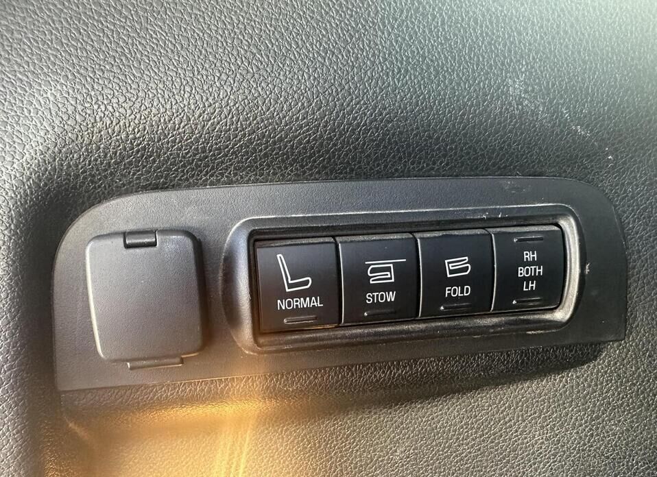 Ford Explorer 3.5 AT (249 л.с.) 4WD
