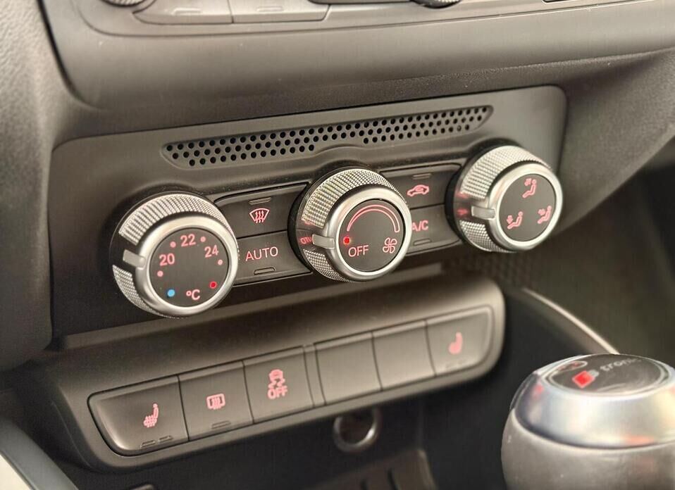 Audi A1, I (8X) 1.4 AMT (122 л.с.)