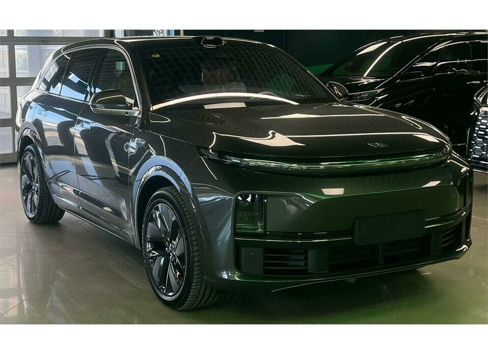 LiXiang L7 52.3 kWh 1.5hyb AT (449 л.с.) 4WD