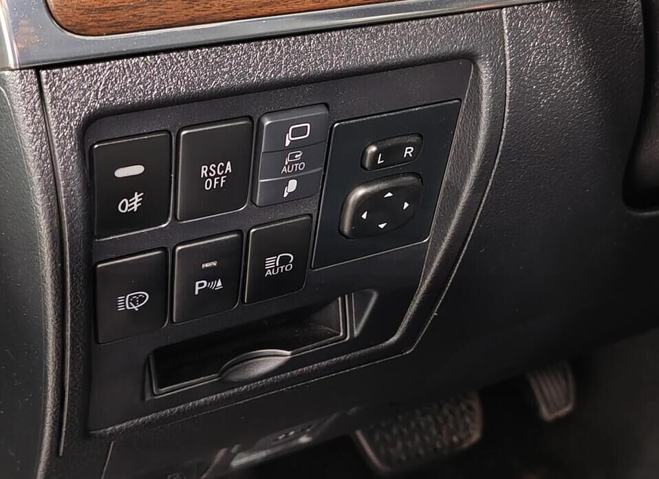 Toyota Land Cruiser 4.6 AT (309 л.с.) 4WD