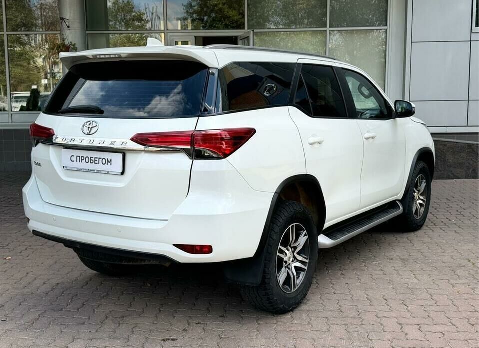 Toyota Fortuner 2.8d AT (177 л.с.) 4WD