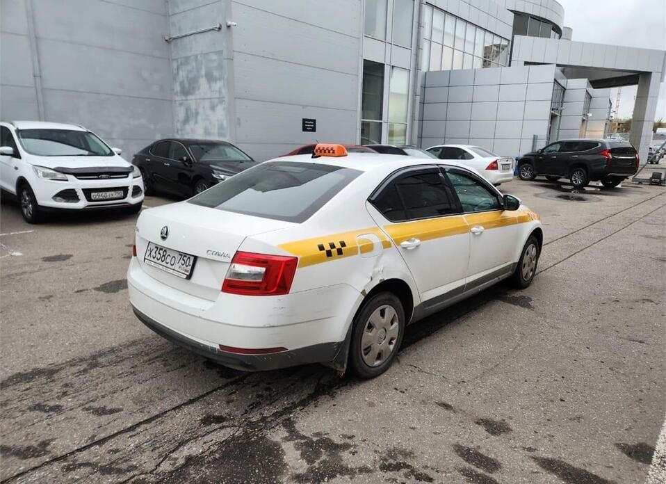 Skoda Octavia, III (A7) Рестайлинг 1.6 AT (110 л.с.)