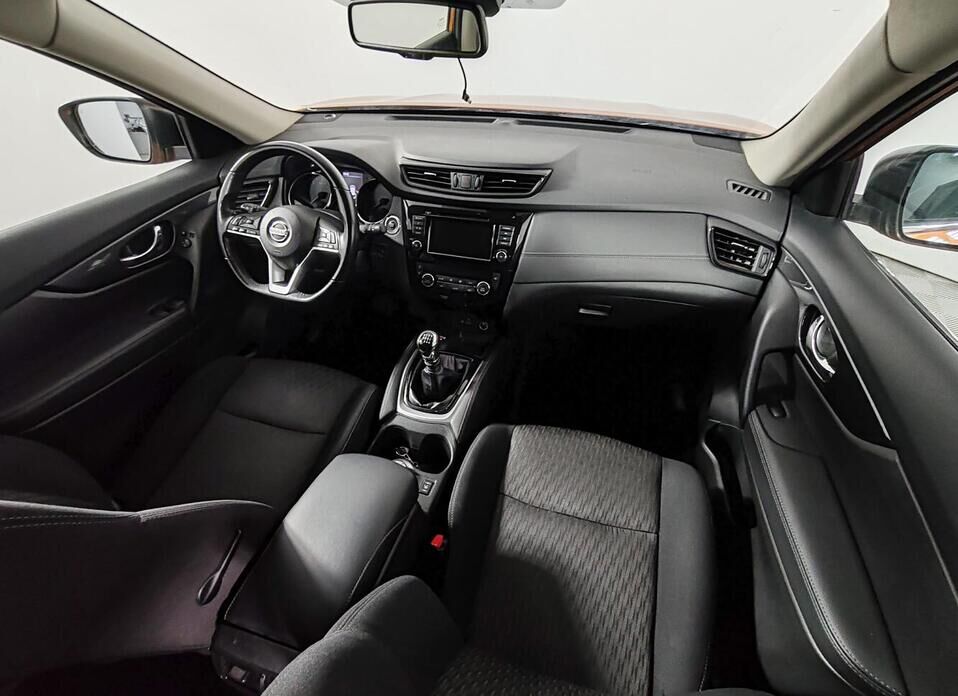 Nissan X-Trail, III Рестайлинг 1.6d MT (130 л.с.)