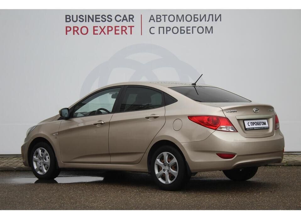 Hyundai Solaris, I 1.6 AT (123 л.с.)