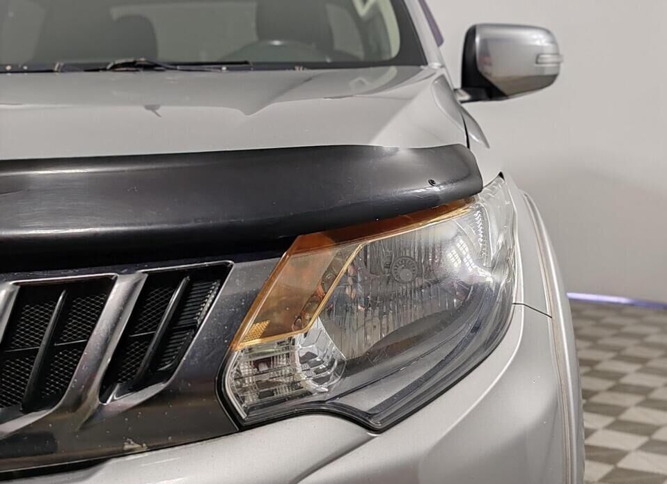 Mitsubishi L200, V 2.4d AT (154 л.с.) 4WD