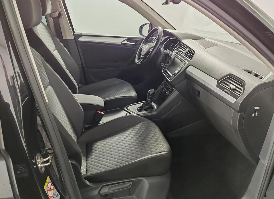 Volkswagen Tiguan, II 1.4 AMT (150 л.с.)