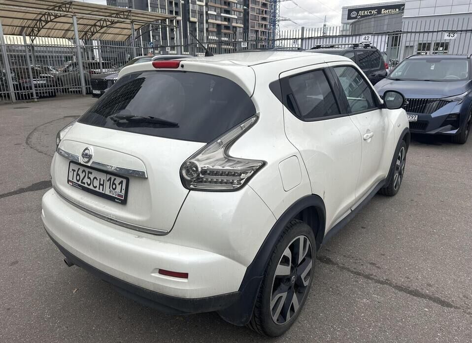 Nissan Juke, I 1.6 CVT (117 л.с.)
