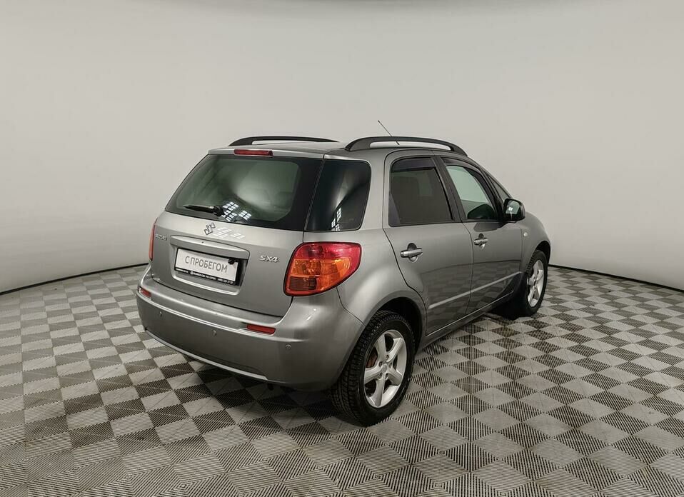 Suzuki SX4 1.6 AT (107 л.с.)