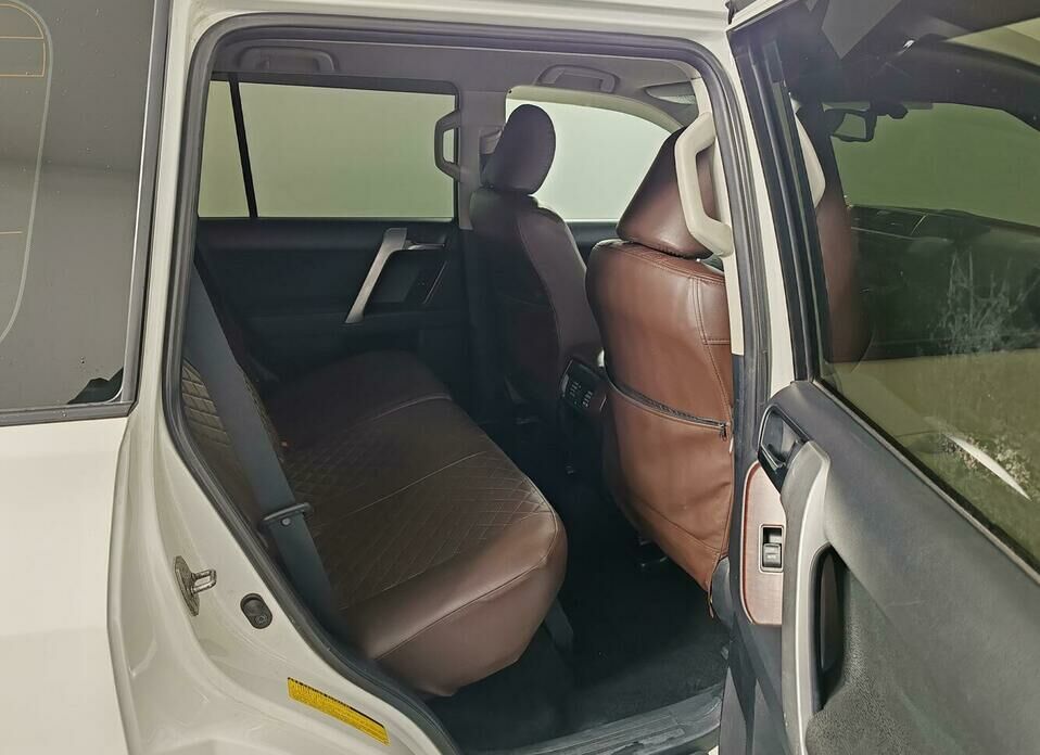 Toyota Land Cruiser Prado 3.0d AT (173 л.с.) 4WD