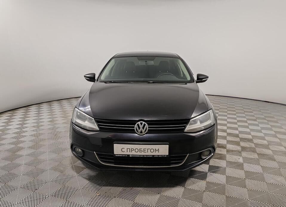 Volkswagen Jetta 1.6 AT (105 л.с.)