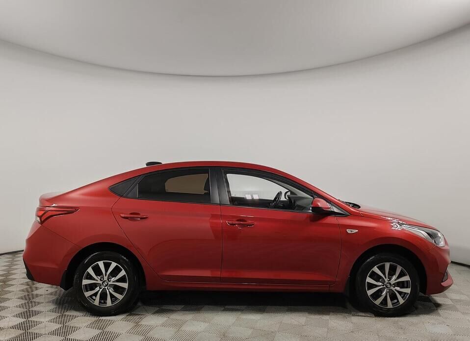 Hyundai Solaris 1.6 AT (123 л.с.)