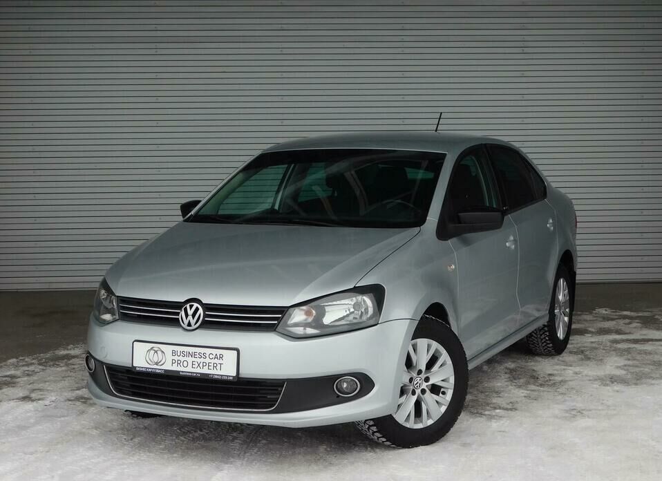 Volkswagen Polo 1.6 AT (105 л.с.)