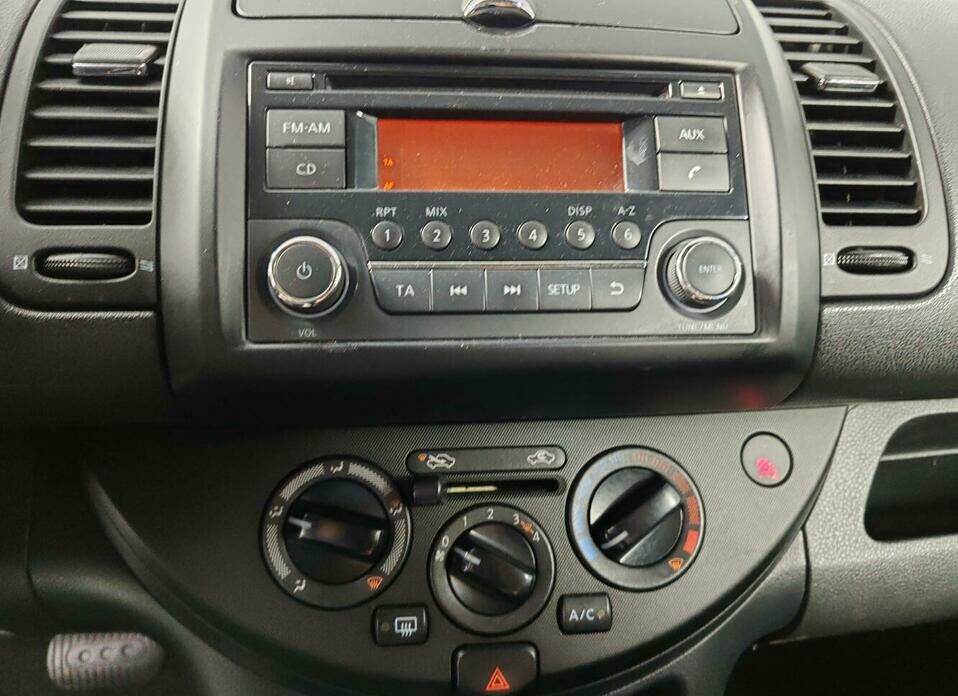 Nissan Note 1.6 AT (110 л.с.)