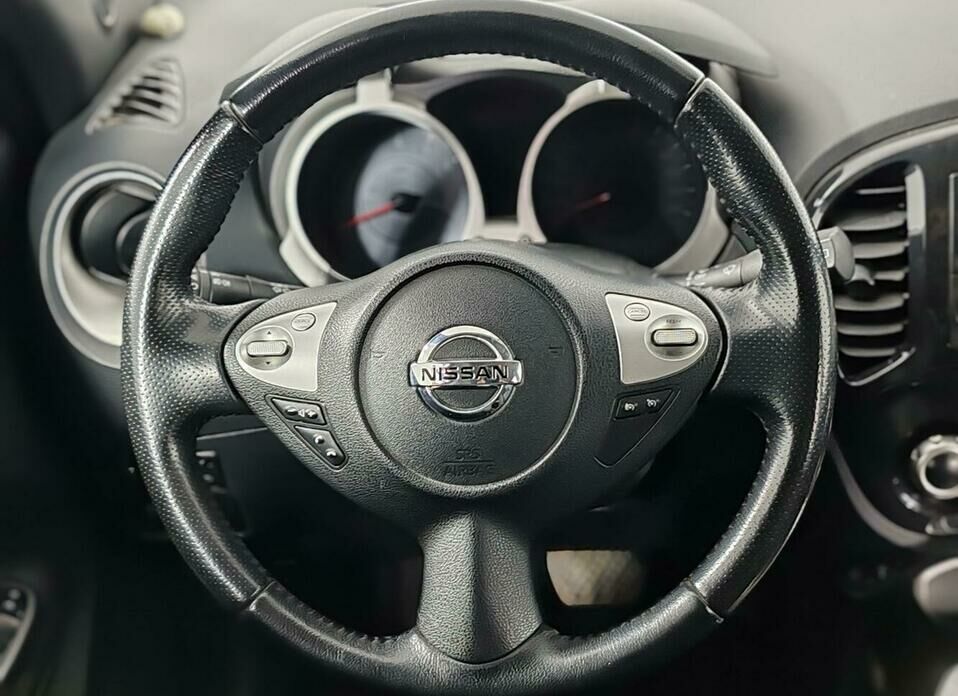 Nissan Juke 1.6 CVT (117 л.с.)