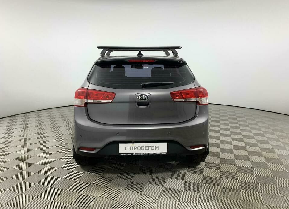 Kia Rio 1.6 AT (123 л.с.)