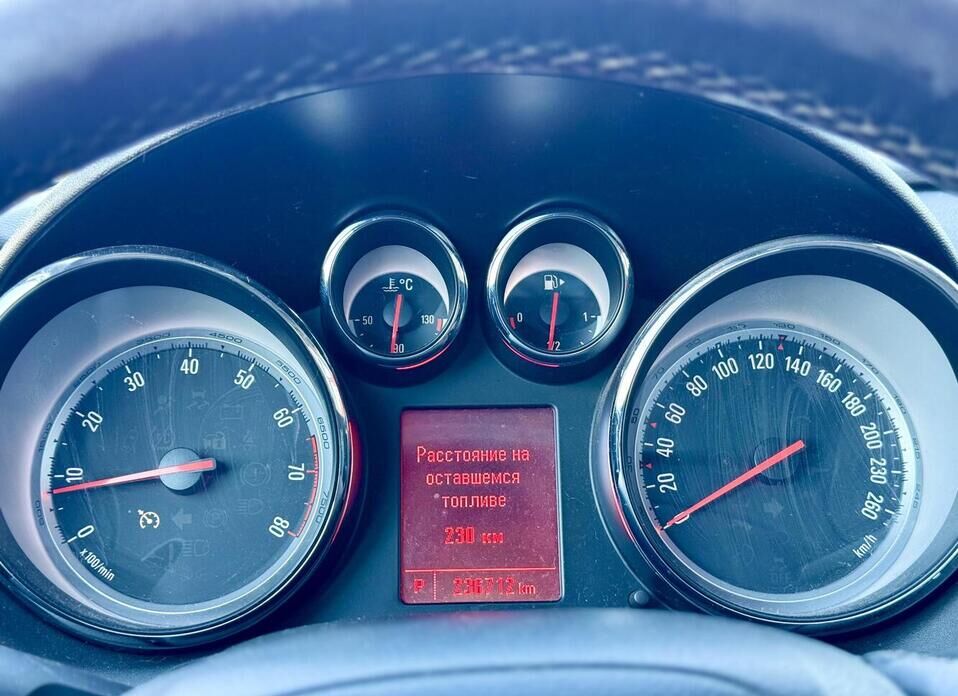 Opel Astra, J Рестайлинг 1.4 AT (140 л.с.)