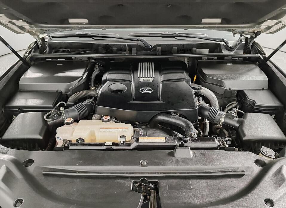 Lexus LX, IV 600 3.5 AT (415 л.с.) 4WD