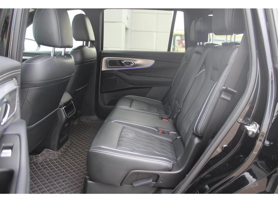 GAC GS8 2.0 AT (231 л.с.) 4WD