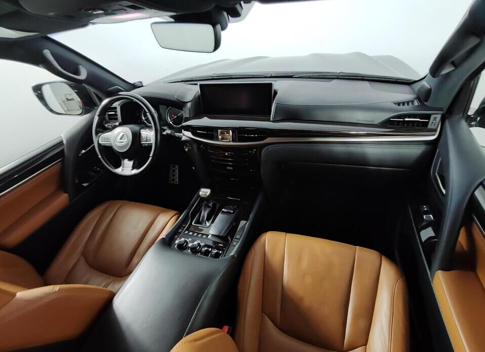 Lexus LX, III Рестайлинг 2 570 5.7 AT (367 л.с.) 4WD