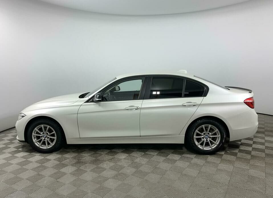 BMW 3 серии 318i 1.5 AT (136 л.с.)