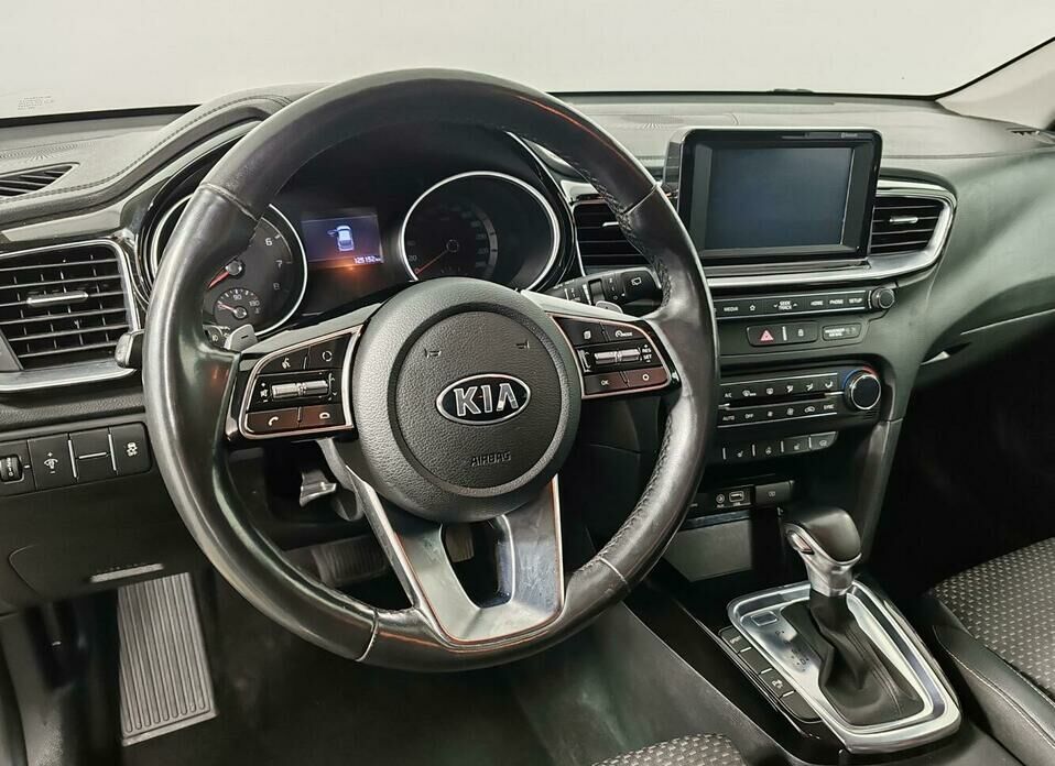 Kia Ceed 1.6 MT (128 л.с.)