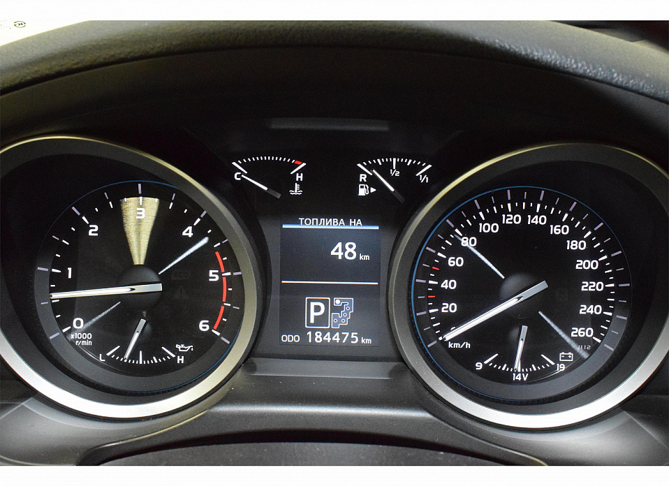 Toyota Land Cruiser, 200 Series Рестайлинг 1 4.5d AT (235 л.с.) 4WD