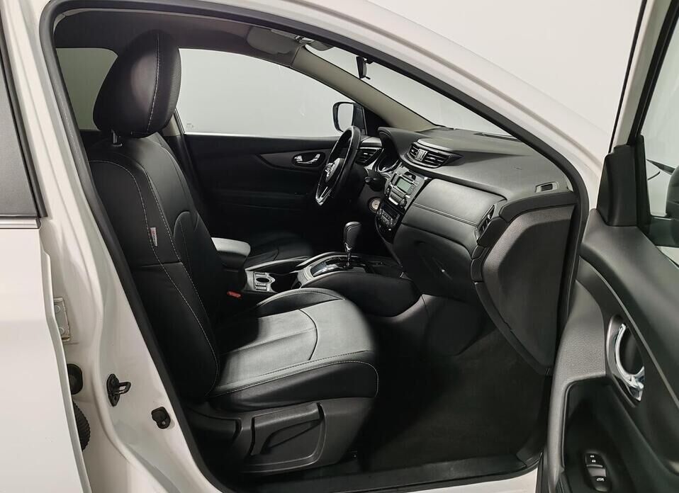 Nissan Qashqai, II Рестайлинг 2.0 CVT (144 л.с.)