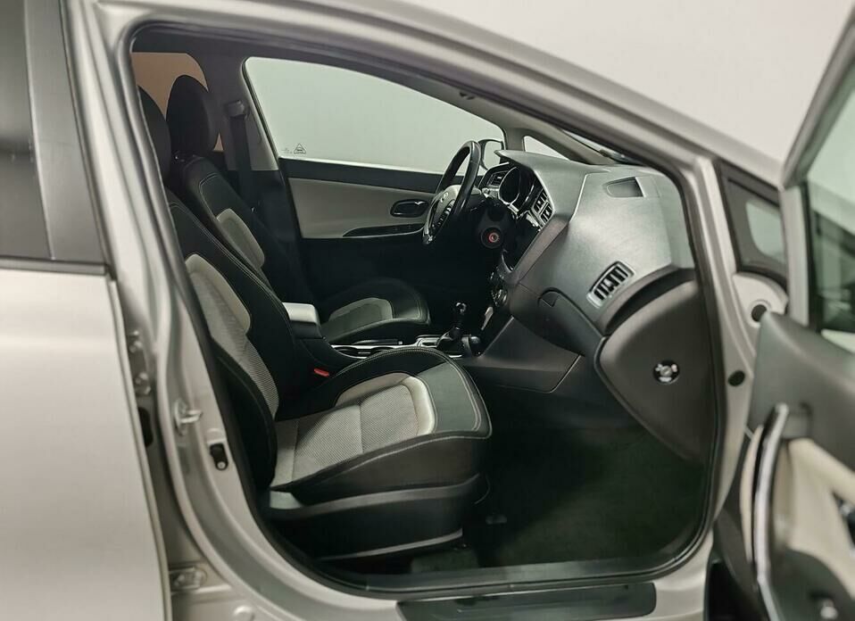 Kia Ceed 1.6 AT (129 л.с.)