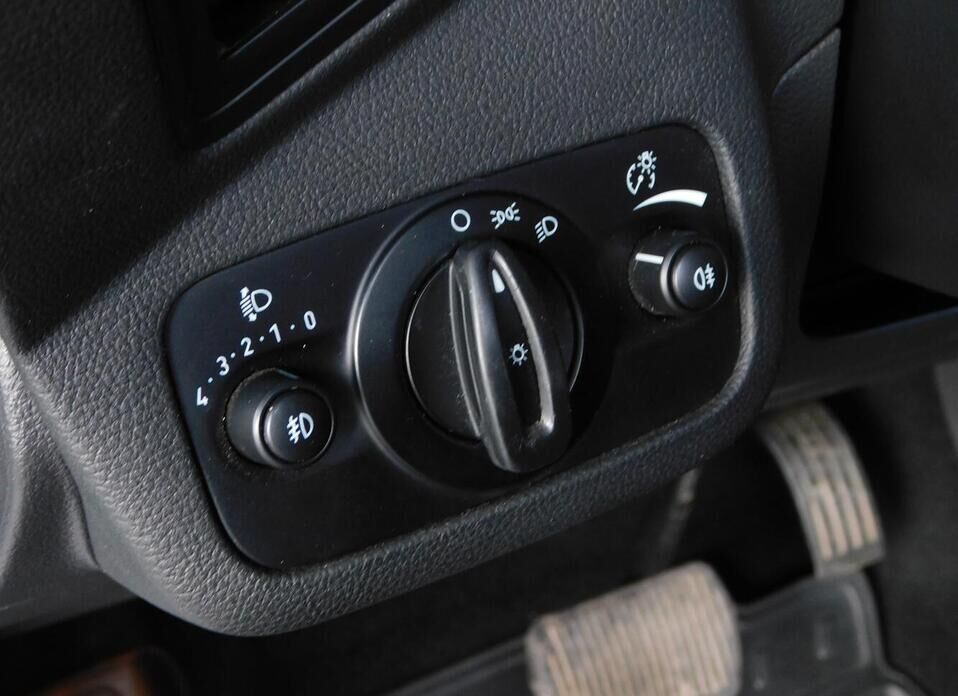 Ford Kuga 2.5 AT (150 л.с.)