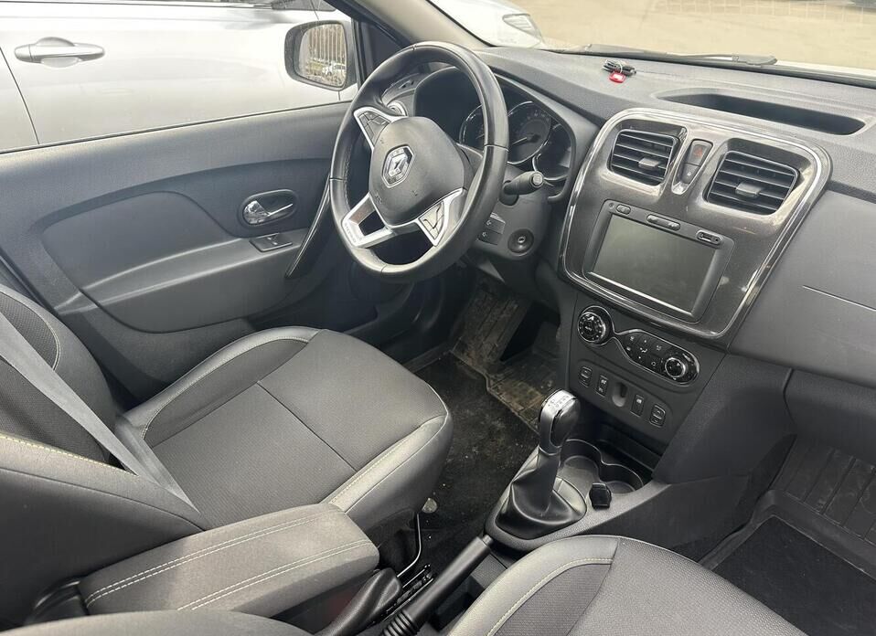 Renault Logan, II Рестайлинг Stepway 1.6 CVT (113 л.с.)