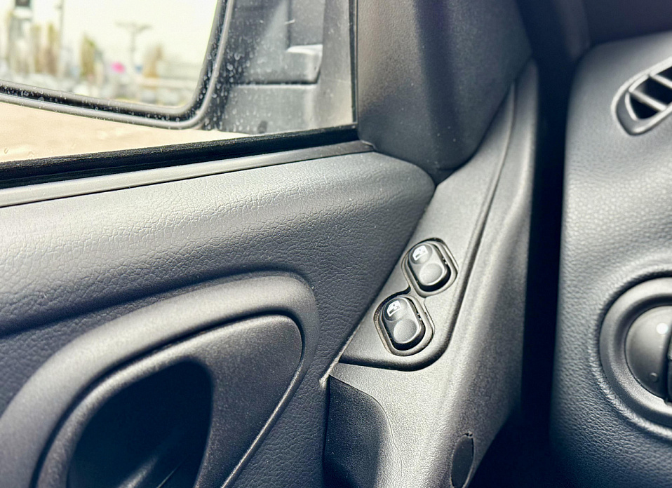 LADA (ВАЗ) Niva Travel, I 1.7 MT (80 л.с.) 4WD