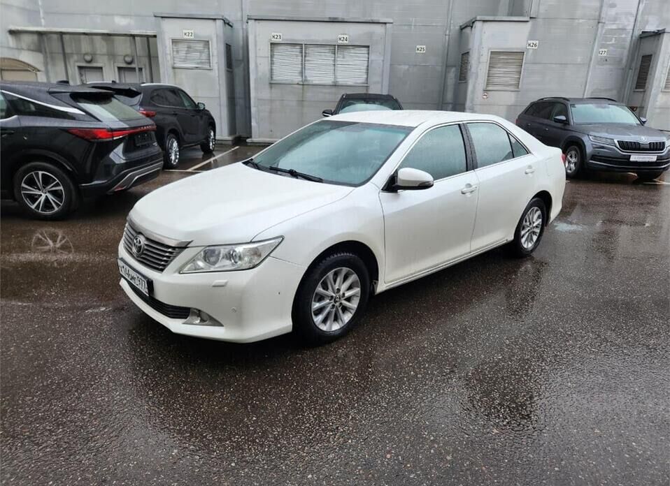 Toyota Camry, VII (XV50) 2.5 AT (181 л.с.)