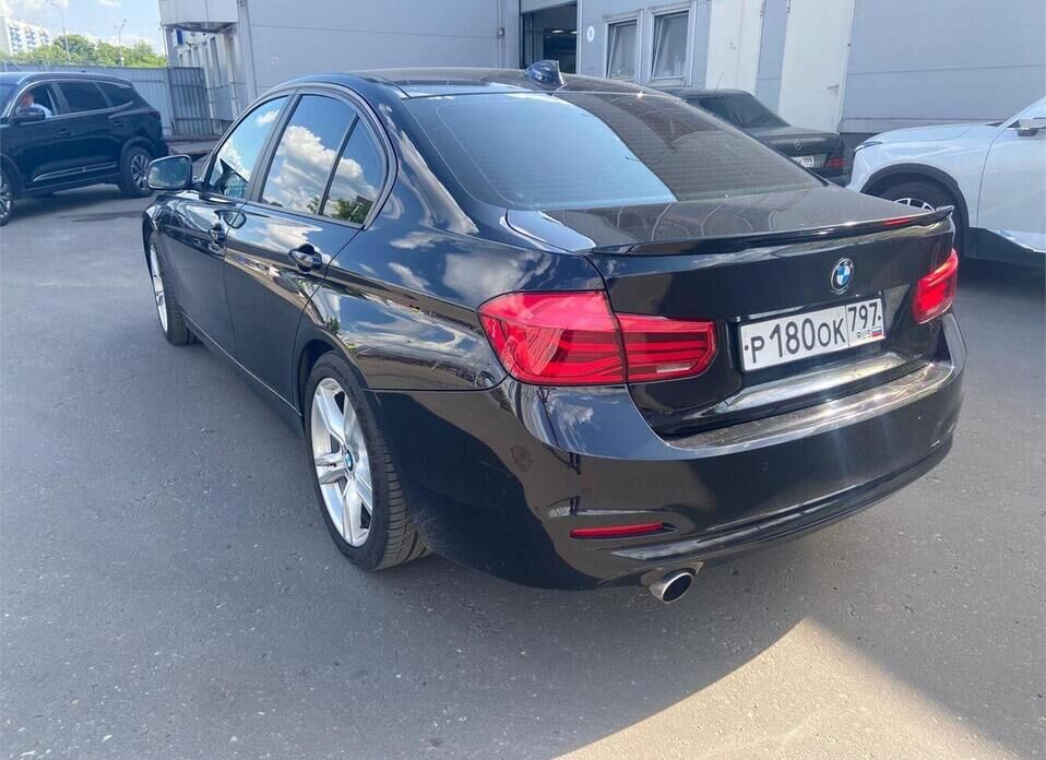 BMW 3 серии 318i 1.5 AT (136 л.с.)