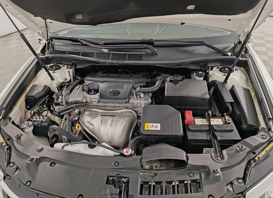 Toyota Camry, VII (XV50) Рестайлинг 2.5 AT (181 л.с.)